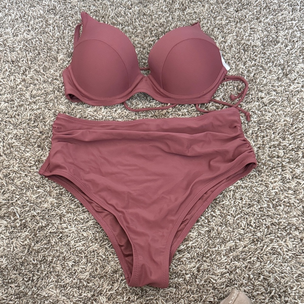 Cupshe Elegant Mauve Bikini Set